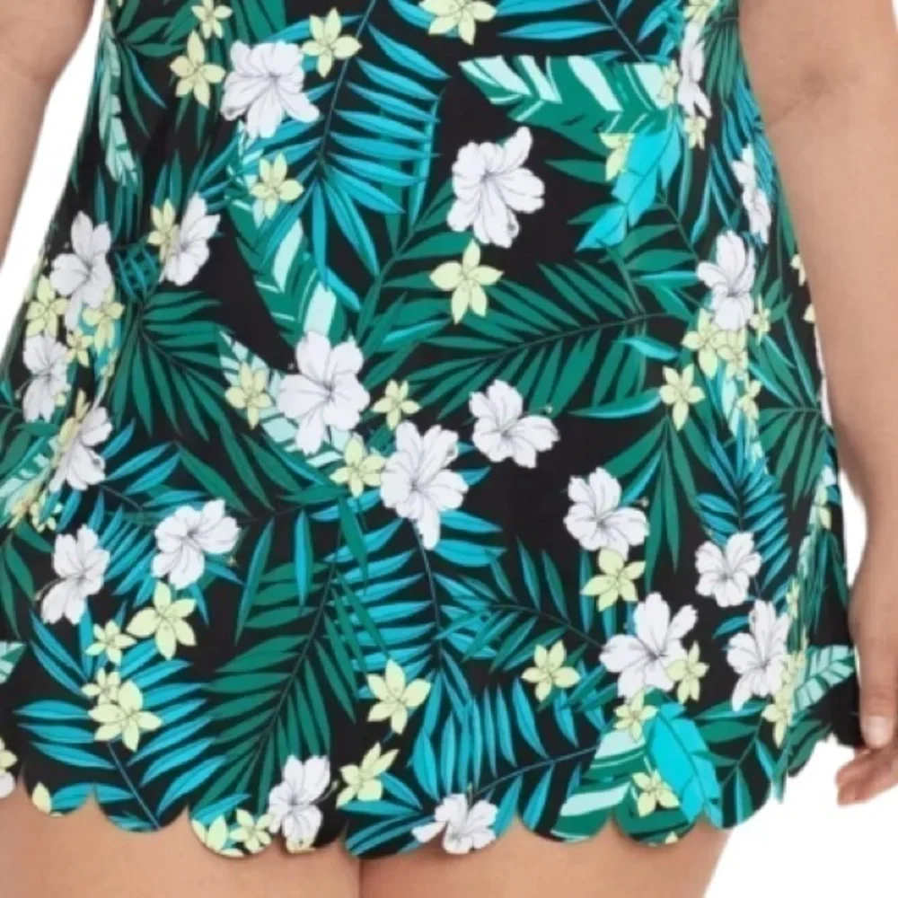 SWIM SOLUTIONS Women's Black Tropical Print High Neck Scalloped Swimdress - Picture 9 of 13
